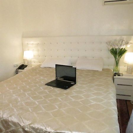 Bella Donna Hotel Кишинёв Экстерьер фото