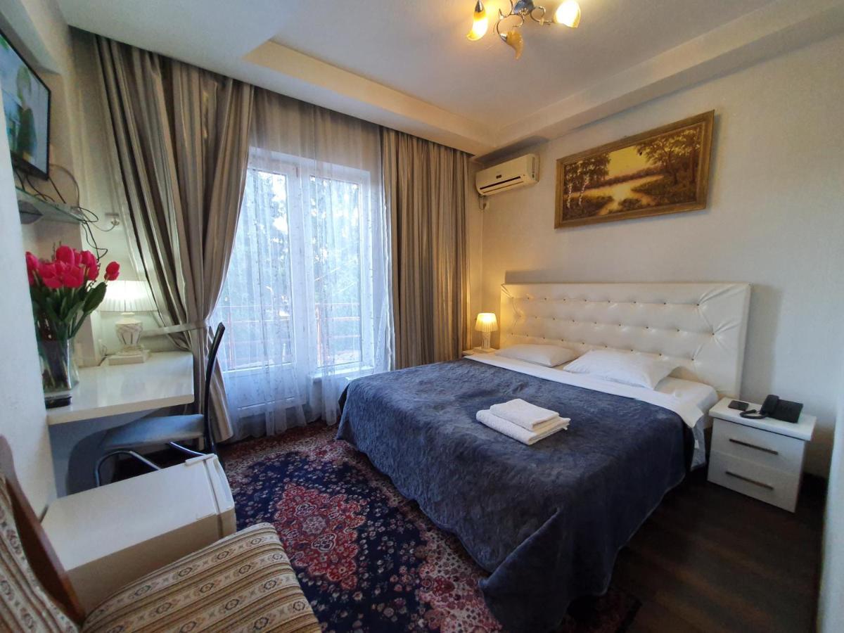 Bella Donna Hotel Кишинев. Гостиница дипломат в Кишиневе. Aria Hotel Chisinau.