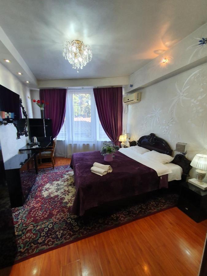 Bella Donna Hotel Кишинёв Экстерьер фото