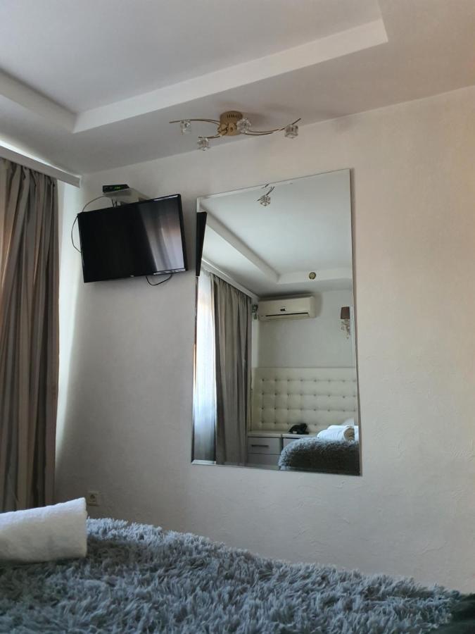 Bella Donna Hotel Кишинёв Экстерьер фото