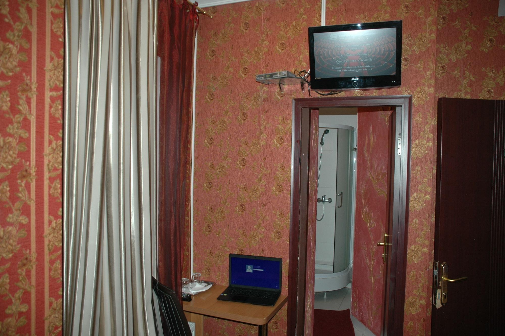 Bella Donna Hotel Кишинёв Экстерьер фото