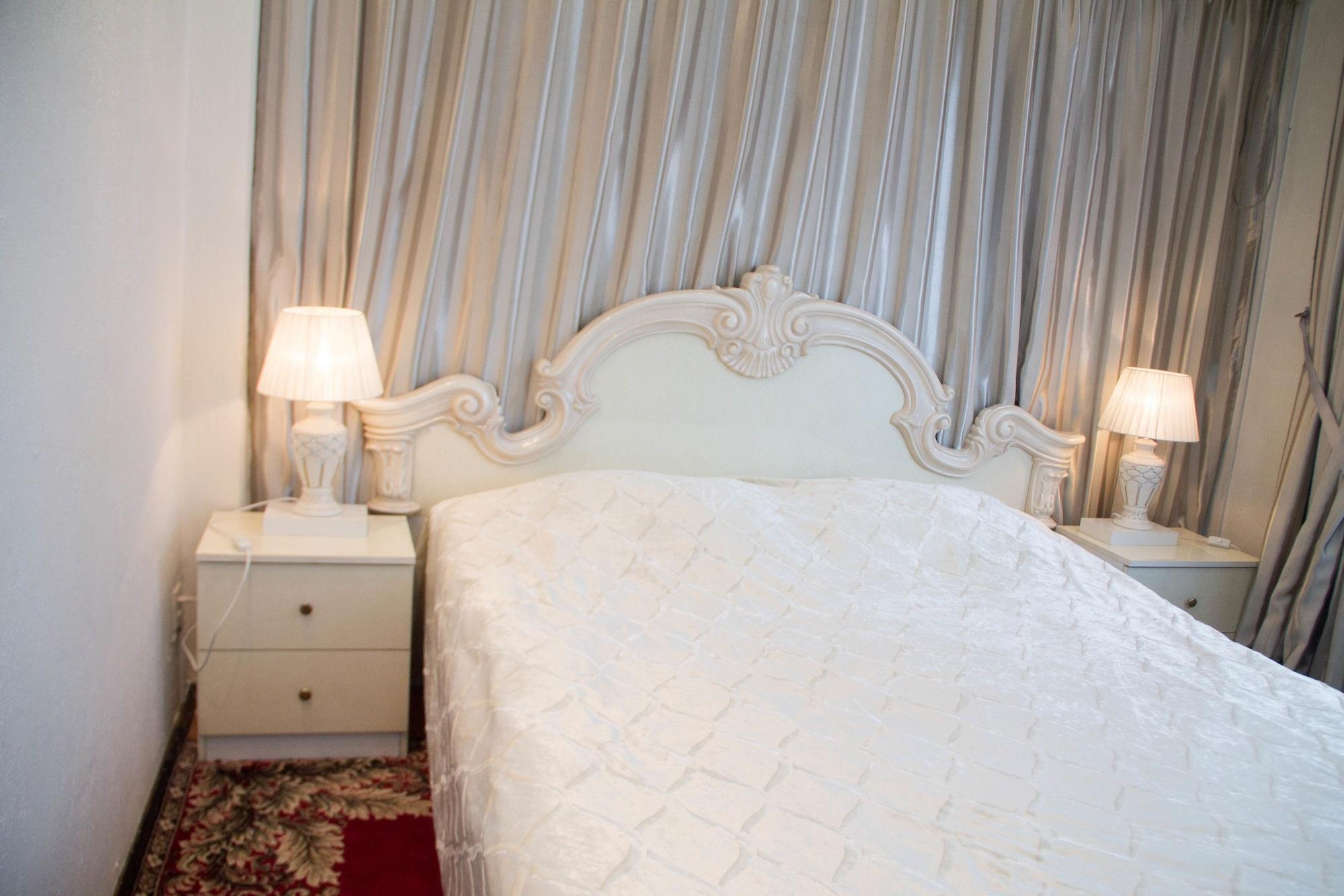 Bella Donna Hotel Кишинёв Экстерьер фото
