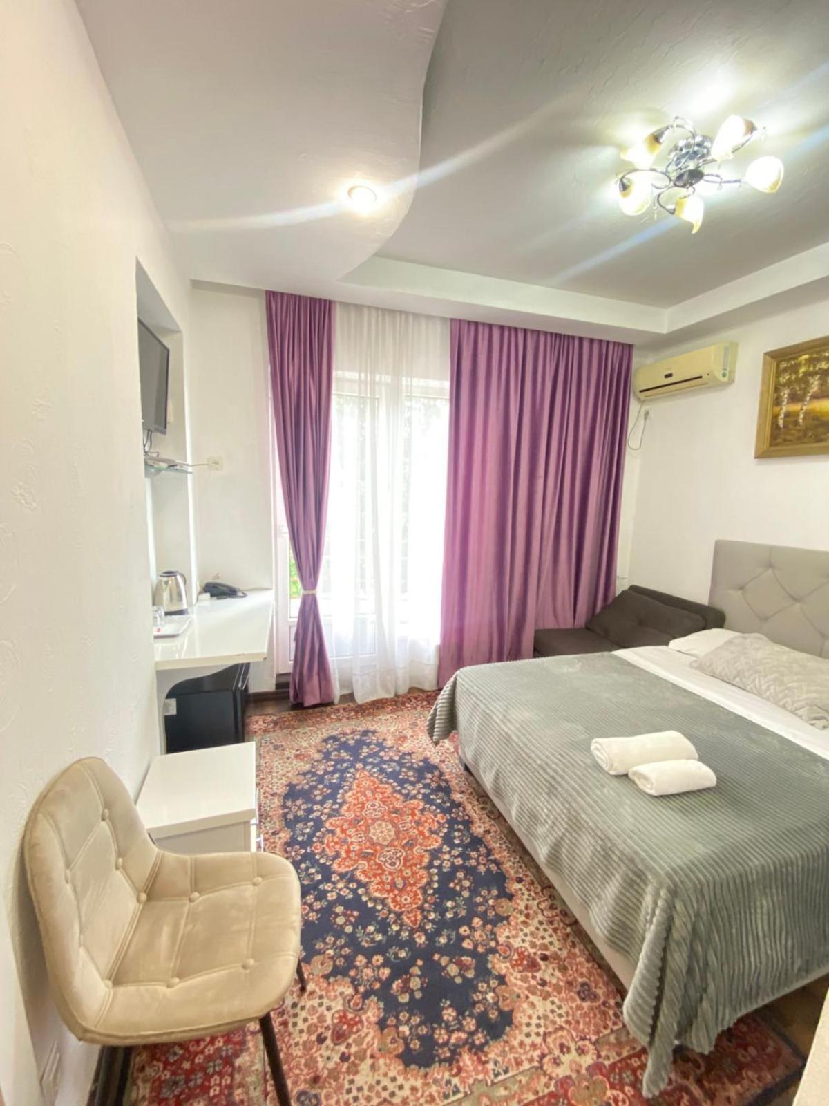 Bella Donna Hotel Кишинёв Экстерьер фото