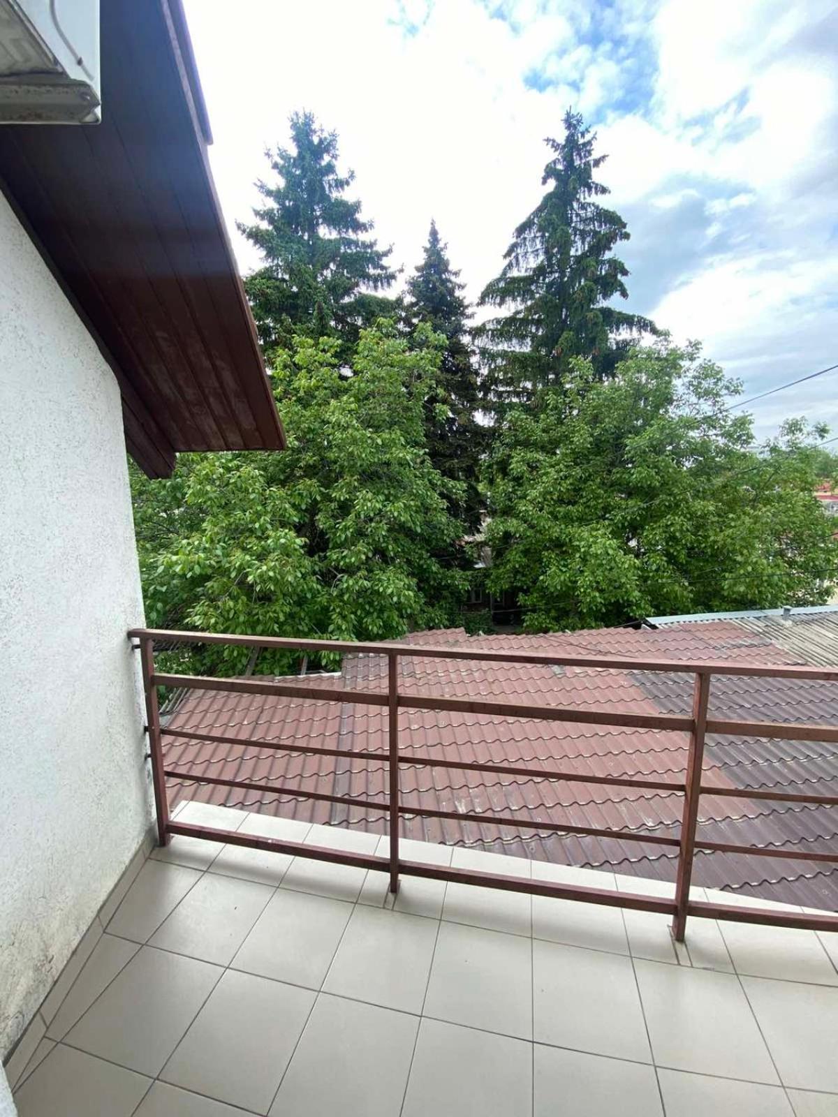 Bella Donna Hotel Кишинёв Экстерьер фото